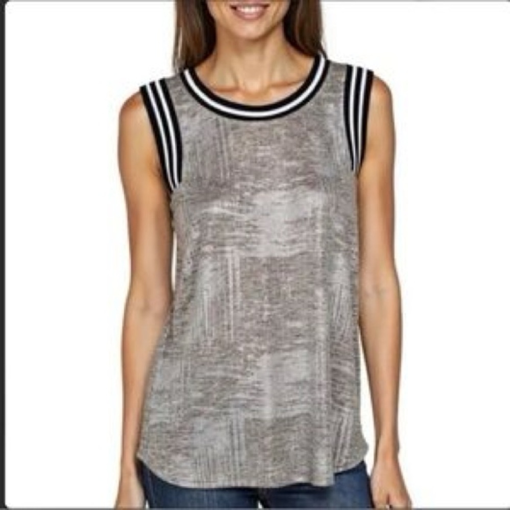 Trouve Black and Metallic Tank Top
